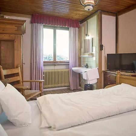 & Restaurant Rhoenhaeuschen Hotel Bischofsheim an der Rhön