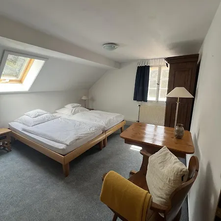 Hotel & Restaurant Rhoenhaeuschen